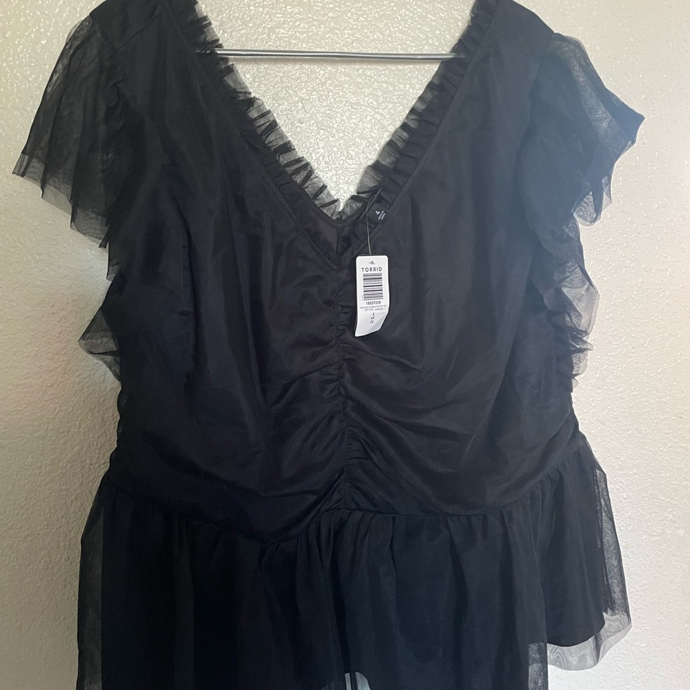 NWT Black Peplum Ruffled Women's Top SZ 4